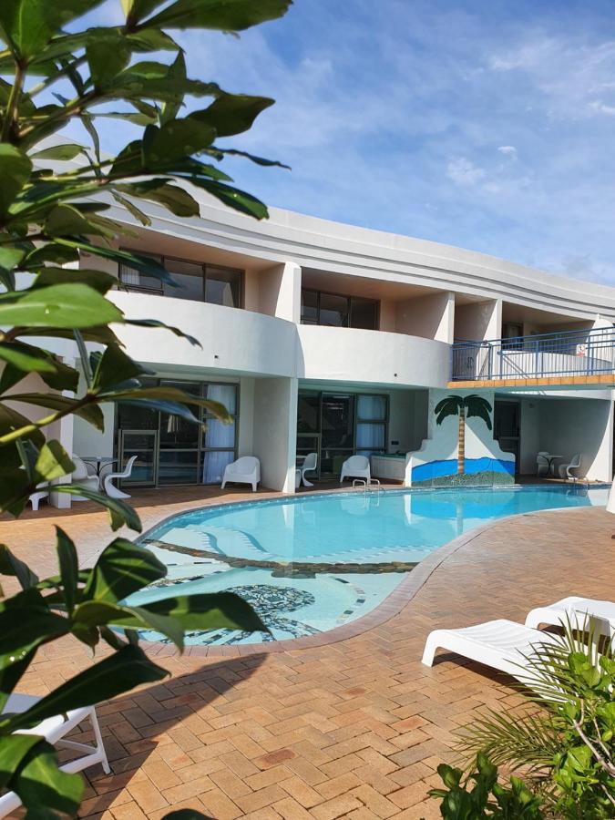 Breakers Motel Whangamata Exteriör bild